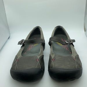 KEEN LEATHER  STRAP SLIPON MARYJANE SANDALS SZ 6.5